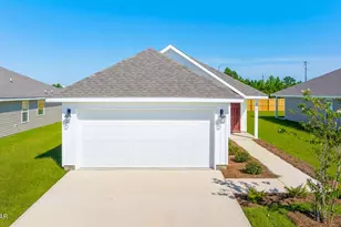 8321 Pk Pl Dr, Panama City, FL 32404 - Photo 1