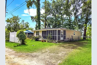 644 Maddox Street, Port Saint Joe, FL 32456 - Photo 1