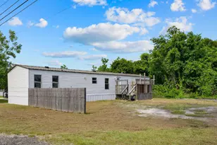 124 N Berthe A Ave, Panama City, FL 32404 - Photo 1