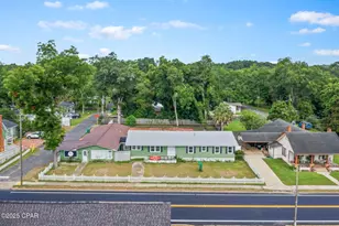 5395 Cotton St, Graceville, FL 32440 - Photo 1