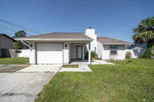 911 Pelican Pl, Panama City Beach, FL 32407 - Photo 1