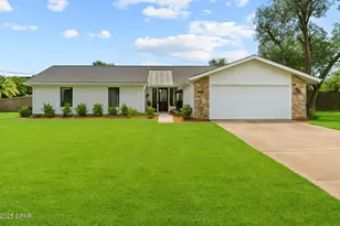 143 Queens Cir, Panama City, FL 32405 - Photo 1