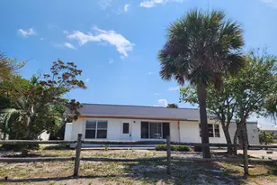 5104 Beach Dr, Panama City, FL 32408 - Photo 1