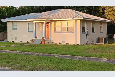 743 Sinclair Street, Chipley, FL 32428 - Photo 1