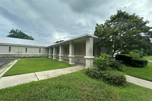 5283 Brown St, Graceville, FL 32440 - Photo 1