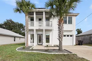 620 Helen Ave, Panama City, FL 32401 - Photo 1