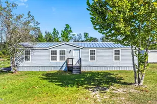 6109 Shannon Cir, Youngstown, FL 32466 - Photo 1