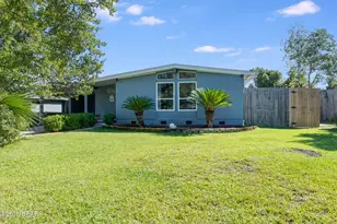 8 Harvard Cir, Panama City, FL 32405 - Photo 1