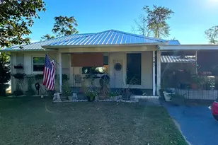707 Morgan Ave, Chattahoochee, FL 32324 - Photo 1