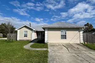 6201 Ivy Rd, Panama City, FL 32404 - Photo 1