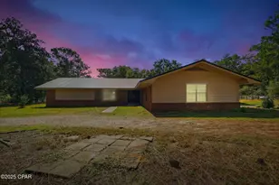 6000 Coy Burgess Loop, Defuniak Springs, FL 32435 - Photo 1