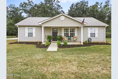17730 NW Cardinal Drive, Blountstown, FL 32424 - Photo 1
