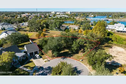 1175 Cove Pointe Drive, Panama City, FL 32401 - Photo 1