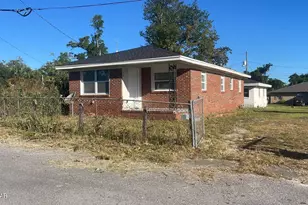 619 E 8th Pl, Panama City, FL 32401 - Photo 1