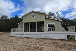 632 Carver Cir, Alford, FL 32420 - Photo 1