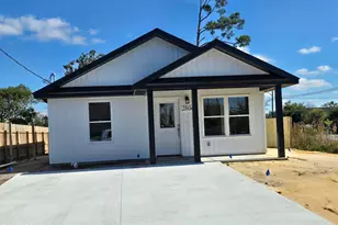 2806 Hyde Ave, Panama City, FL 32405 - Photo 1