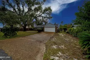 3708 Shoreline Cir, Panama City, FL 32405 - Photo 1