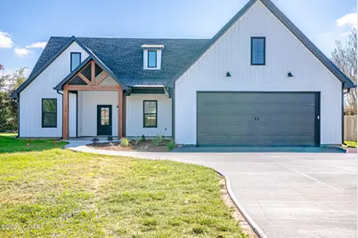 319 W 35th Court, Panama City, FL 32405 - Photo 1