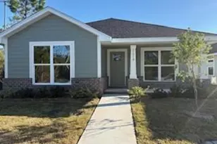 11510 Godart St, Panama City, FL 32404 - Photo 1