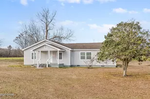 4512 Mimosa Ln, Cottondale, FL 32431 - Photo 1