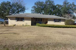 2735 Marian Dr, Bonifay, FL 32425 - Photo 1