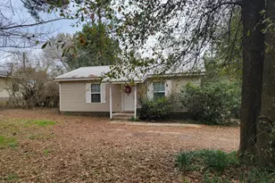 2760 Wynn St, Marianna, FL 32448 - Photo 1