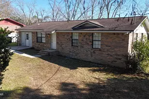 606 N Cotton St, Bonifay, FL 32425 - Photo 1