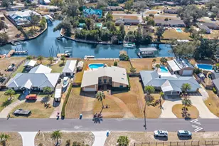 2661 Island View Dr, Panama City, FL 32405 - Photo 1