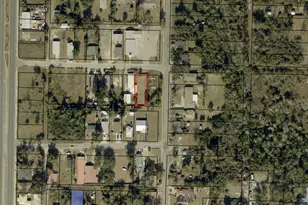 726 E 13th Ct, Panama City, FL 32401 - Photo 1