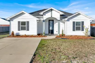 5201 Hickory St, Panama City, FL 32404 - Photo 1