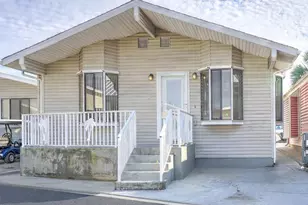 5 Dolphin Ln, Panama City Beach, FL 32408 - Photo 1