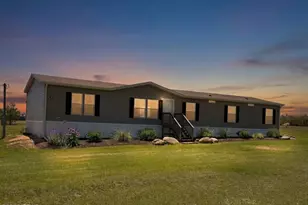 6435 Butler Rd, Grand Ridge, FL 32442 - Photo 1