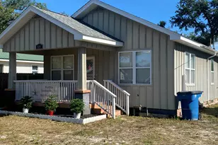 814 Grace Ave, Panama City, FL 32401 - Photo 1