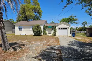 1026 W 12th Ct, Panama City, FL 32401 - Photo 1