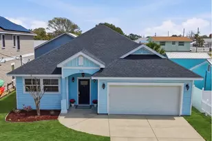 153 Oleander Cir, Panama City Beach, FL 32413 - Photo 1