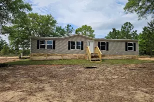 781 Bighorn Ave, Alford, FL 32420 - Photo 1