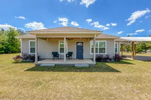23323 NW Black Bottom Rd, Altha, FL 32421 - Photo 1