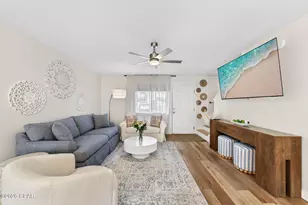 138 W Leslie Ln, Panama City Beach, FL 32407 - Photo 1