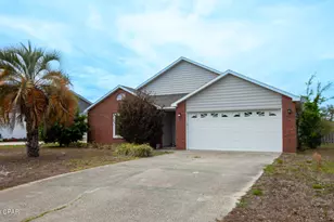 215 Gulf Aire Dr, Port Saint Joe, FL 32456 - Photo 1