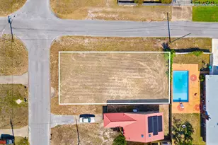 6412 Omoko St, Panama City, FL 32404 - Photo 1