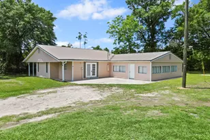 18924 NE Jim Durham Rd, Blountstown, FL 32424 - Photo 1