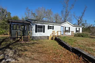 8921 Kingswood Rd, Panama City, FL 32409 - Photo 1