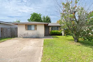 1125 Bradley Cir, Lynn Haven, FL 32444 - Photo 1