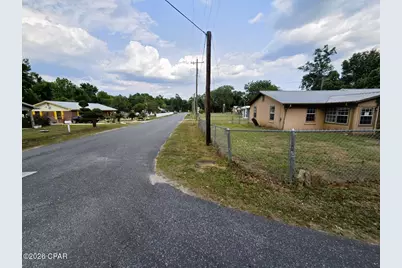 16895 Orange Street, Blountstown, FL 32424 - Photo 1