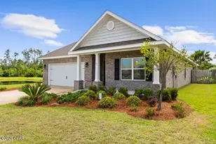 726 Cason Cir, Panama City, FL 32405 - Photo 1