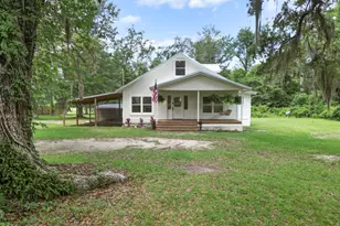 2197 Indiana Ave, Grand Ridge, FL 32442 - Photo 1