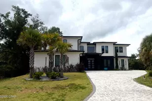2111 Olivia Ln, Panama City, FL 32405 - Photo 1