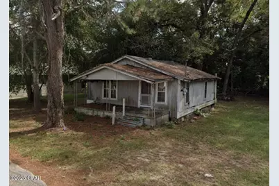 1031 Washington Avenue, Graceville, FL 32440 - Photo 1