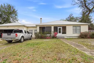 304 Allen Ave, Panama City, FL 32401 - Photo 1