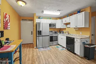 7125 N Lagoon Dr, Panama City, FL 32408 - Photo 1